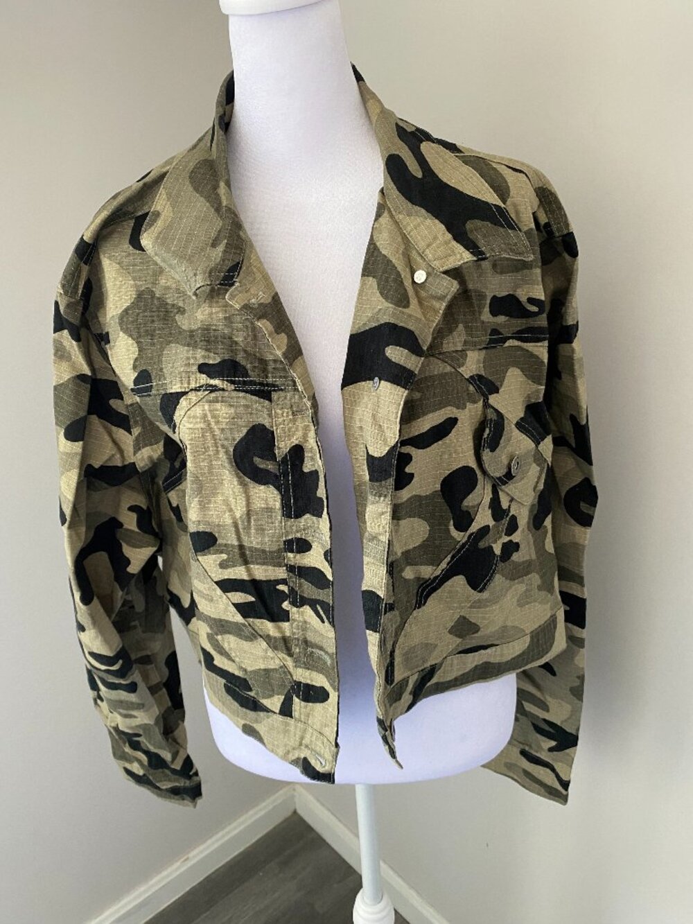 Camo Cropped Jacket